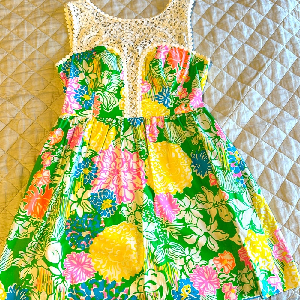 Adorable Lilly floral A line dress 🌸🌸